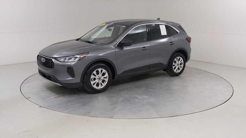 Certified 2023 Ford Escape Active w/ Cold Weather Package FWD image 19