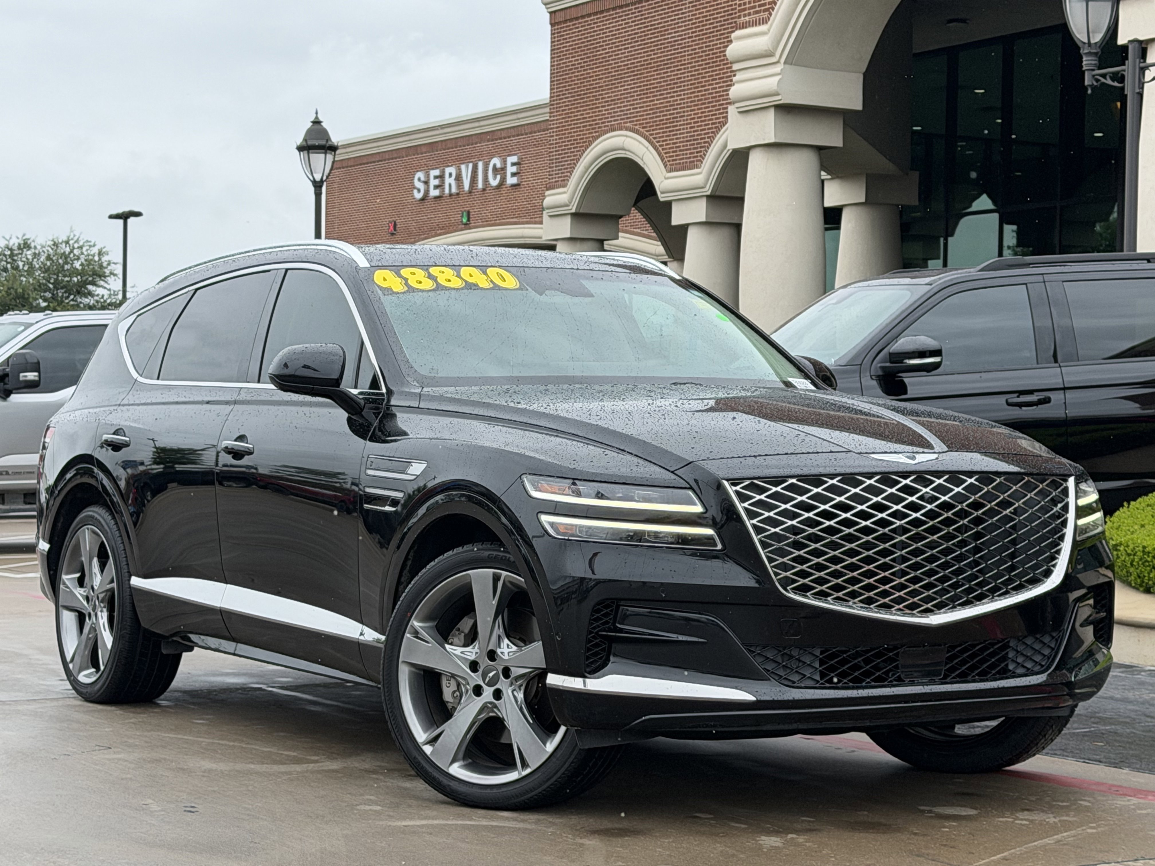 Used 2023 Genesis GV80 3.5T w/ Prestige Package AWD/4WD image 2