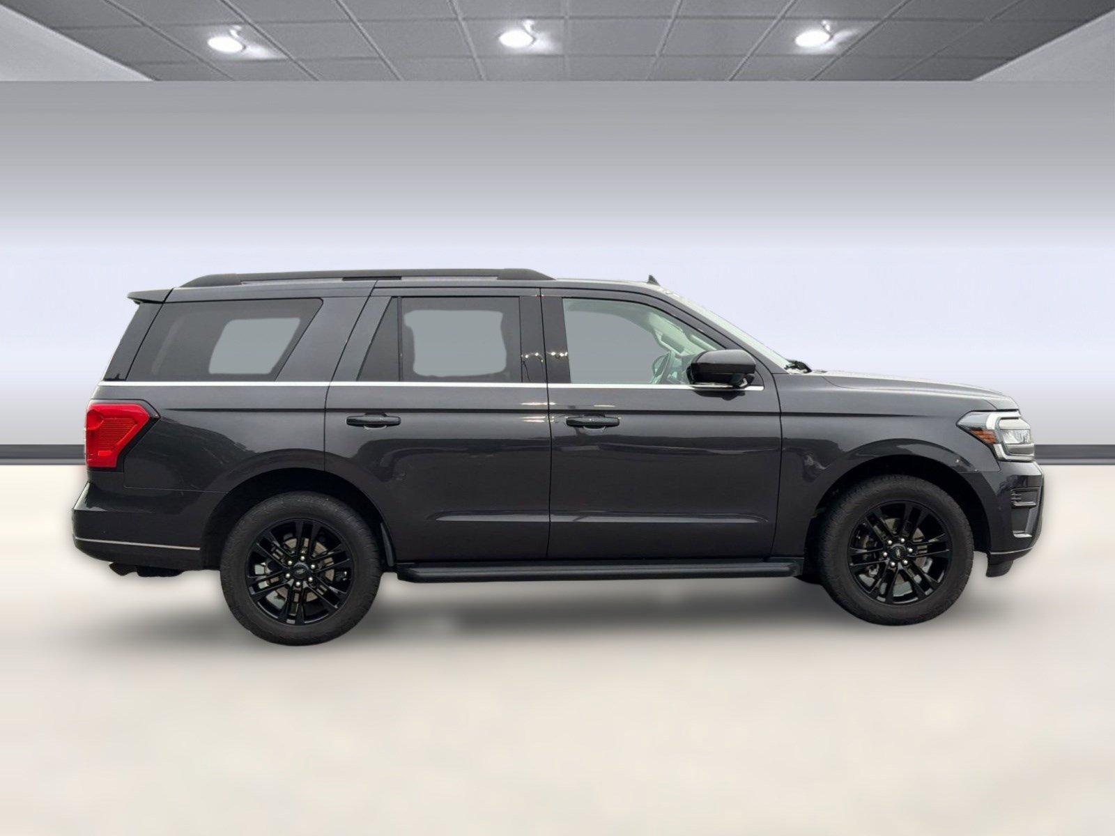 Certified 2024 Ford Expedition XLT RWD image 8