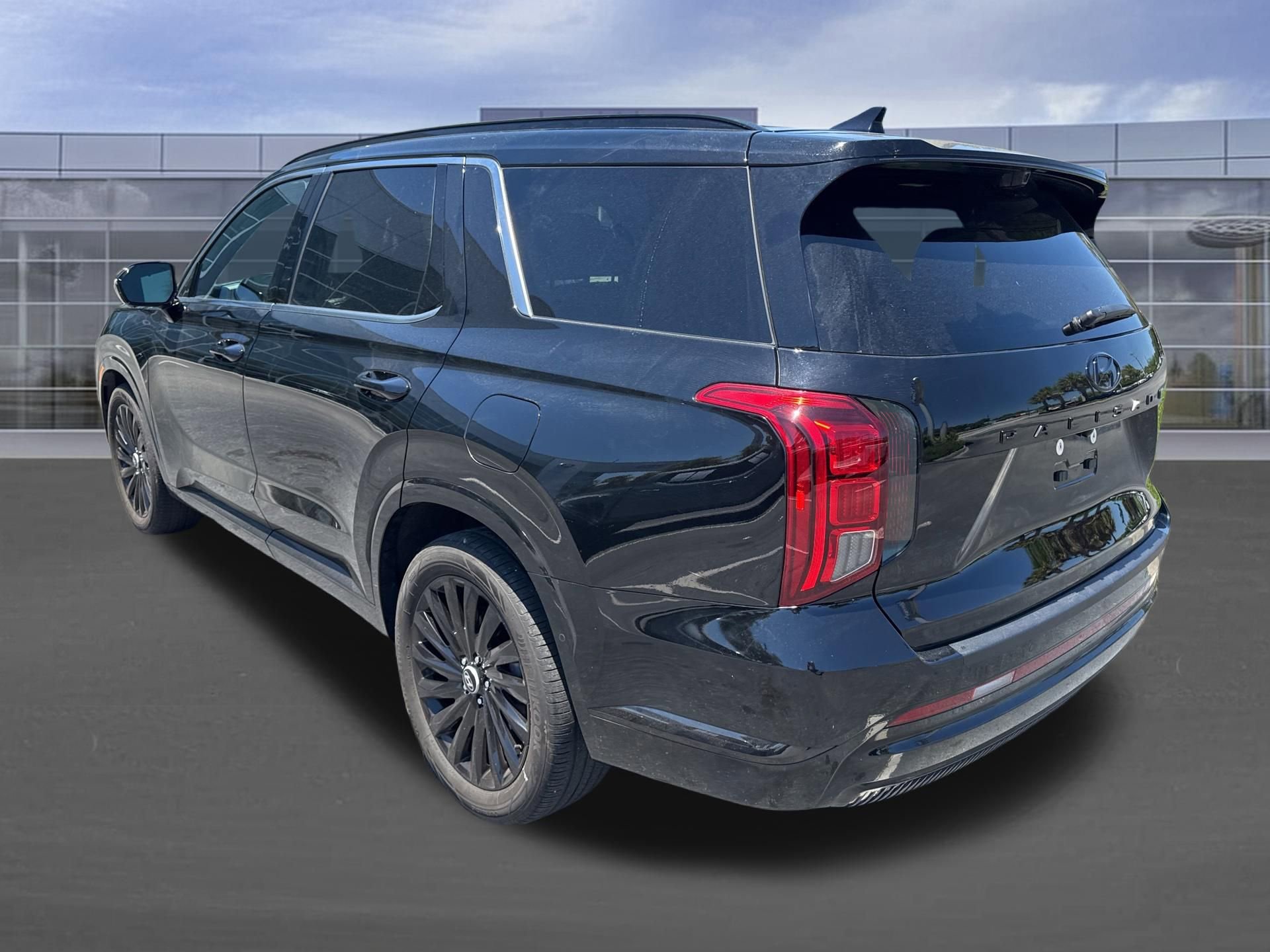 Used 2024 Hyundai Palisade Calligraphy AWD/4WD image 5
