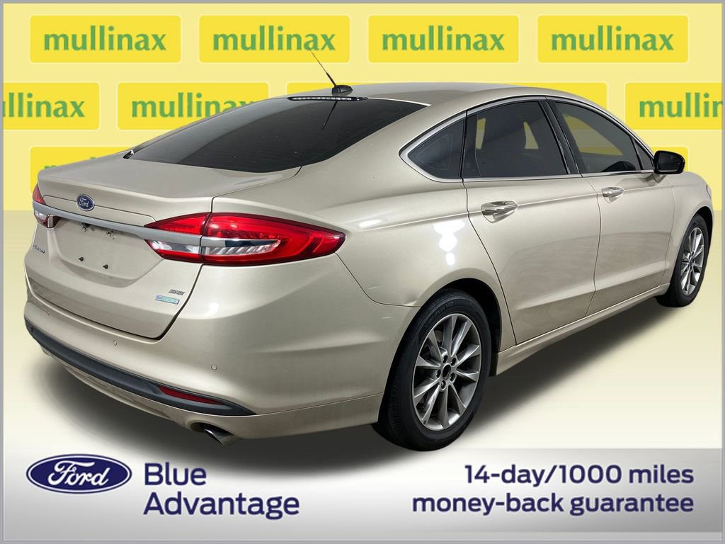 Certified 2017 Ford Fusion SE w/ Fusion SE Technology Package image 5