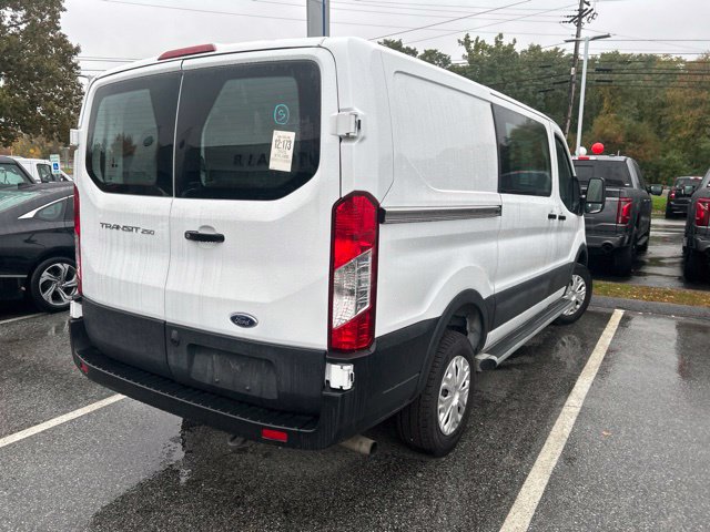 Certified 2025 Ford Transit 250 Low Roof w/ Exterior Upgrade Package RWD image 4