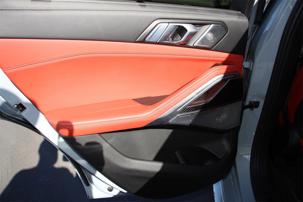 Used 2024 BMW X6 M Competition w/ Executive Package image 19