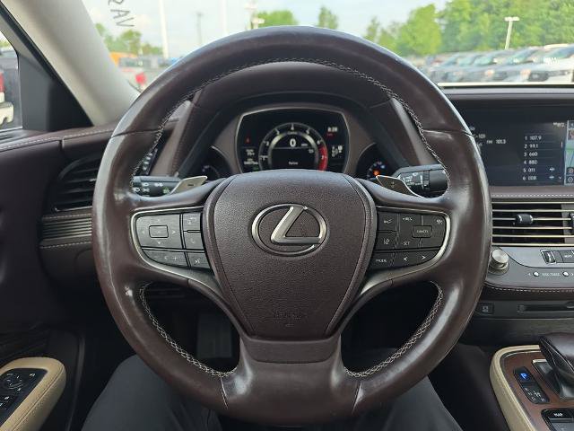 Used 2018 Lexus LS 500 AWD w/ Accessory Package (Z1) image 25