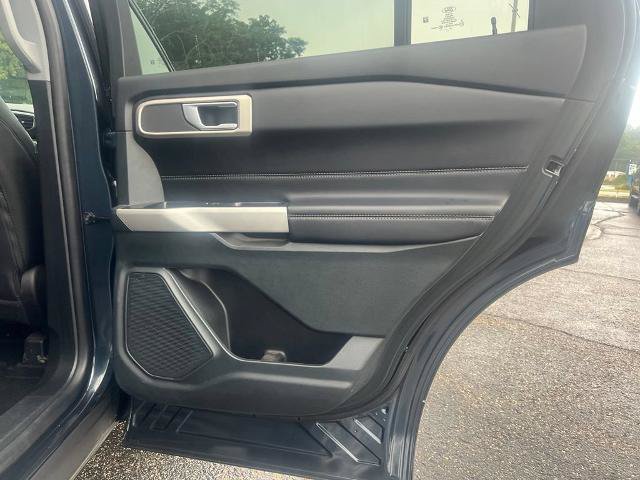 Certified 2023 Ford Explorer XLT w/ Equipment Group 202A AWD/4WD image 35