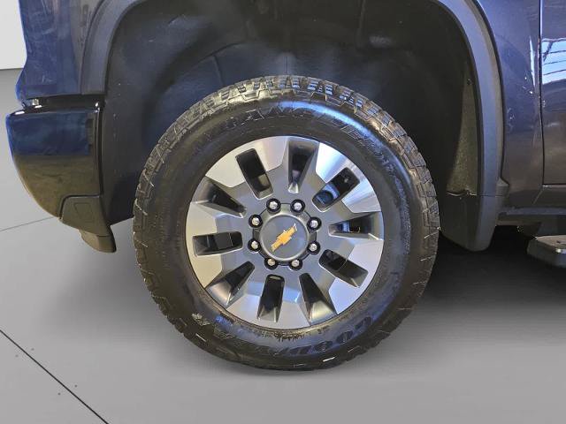 Used 2024 Chevrolet Silverado 2500 Custom w/ Custom Value Package AWD/4WD image 8