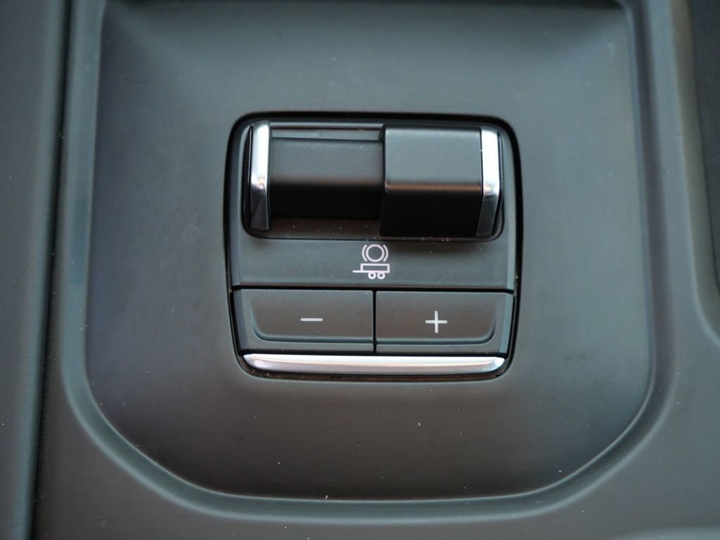 Used 2024 GMC Sierra 2500 Denali Ultimate AWD/4WD image 20