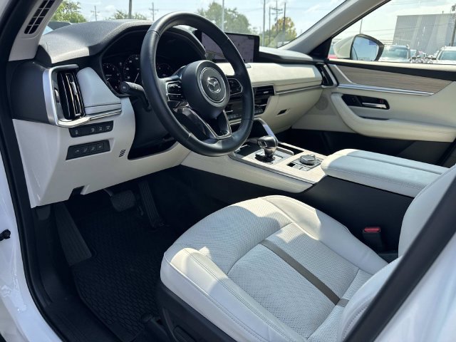 Used 2025 MAZDA CX-90 3.3 Turbo w/ Premium Plus Pkg AWD/4WD image 19