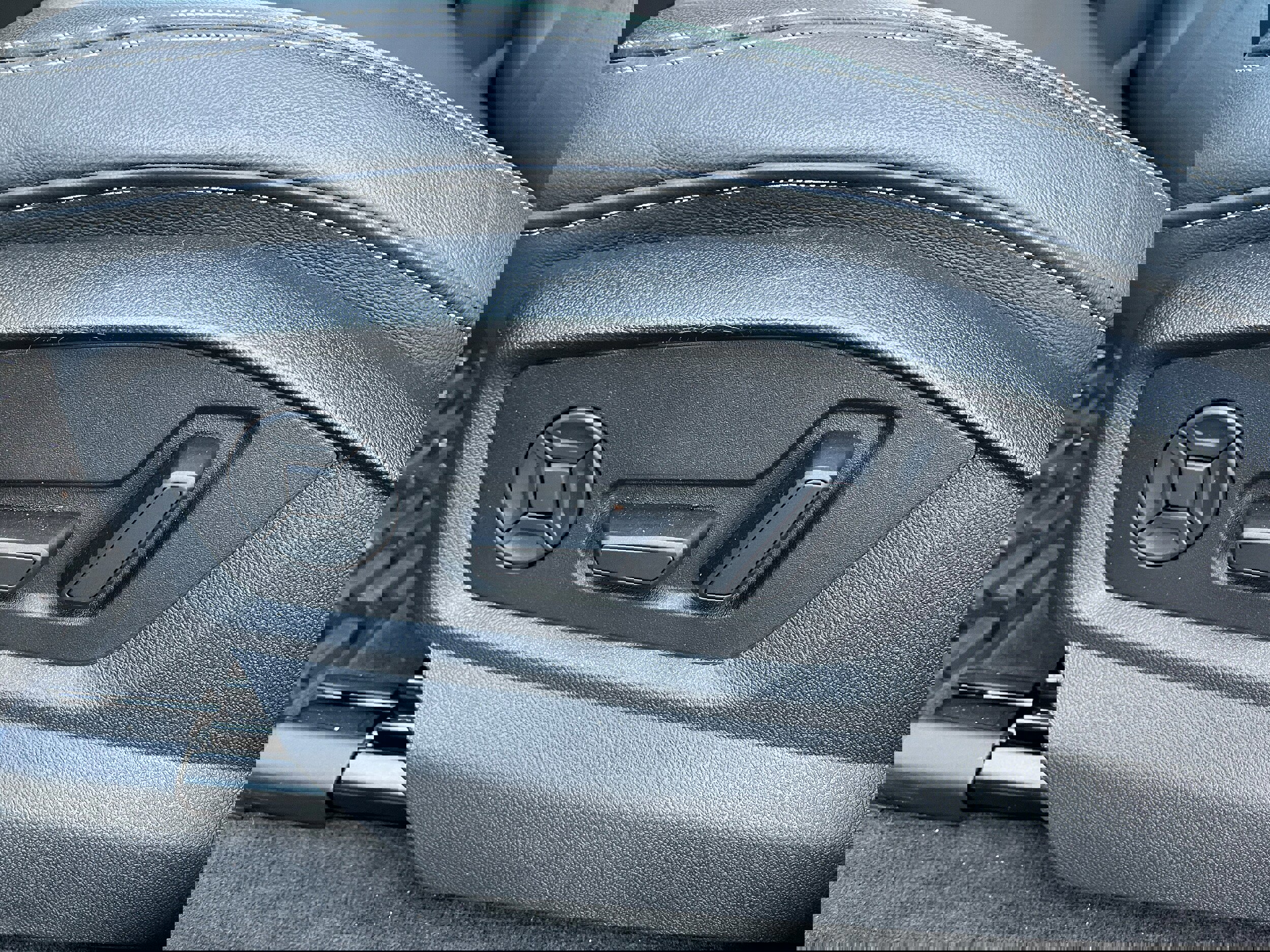 Used 2025 Audi Q7 3.0T Premium Plus image 11