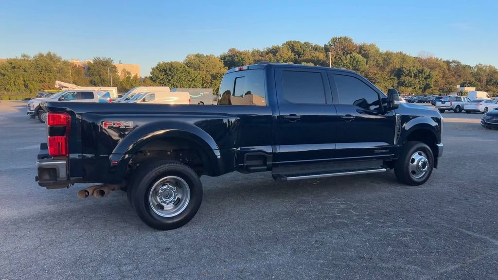 Certified 2023 Ford F350 Lariat image 3
