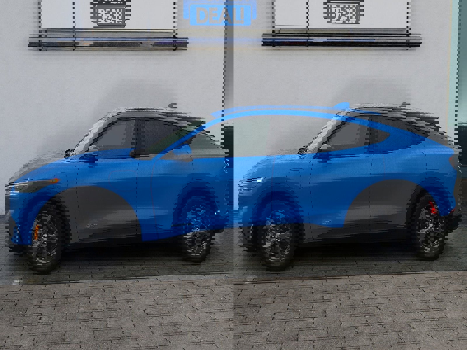 Certified 2022 Ford Mustang Mach-E Select w/ Comfort/Technology Package image 6