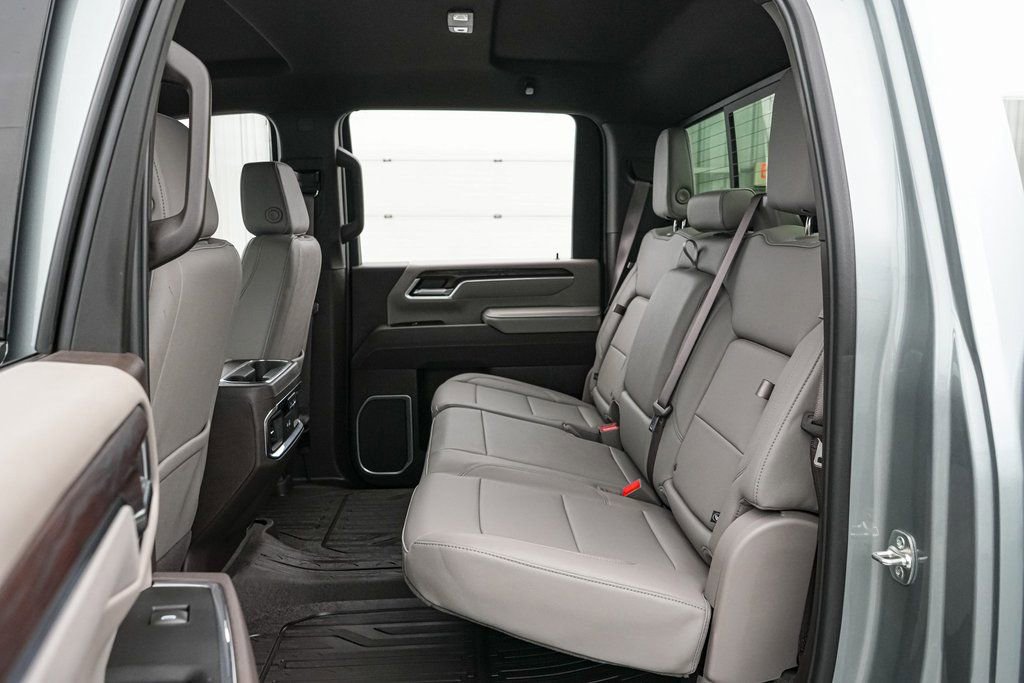 Used 2025 GMC Sierra 2500 SLT w/ SLT Premium Package image 20