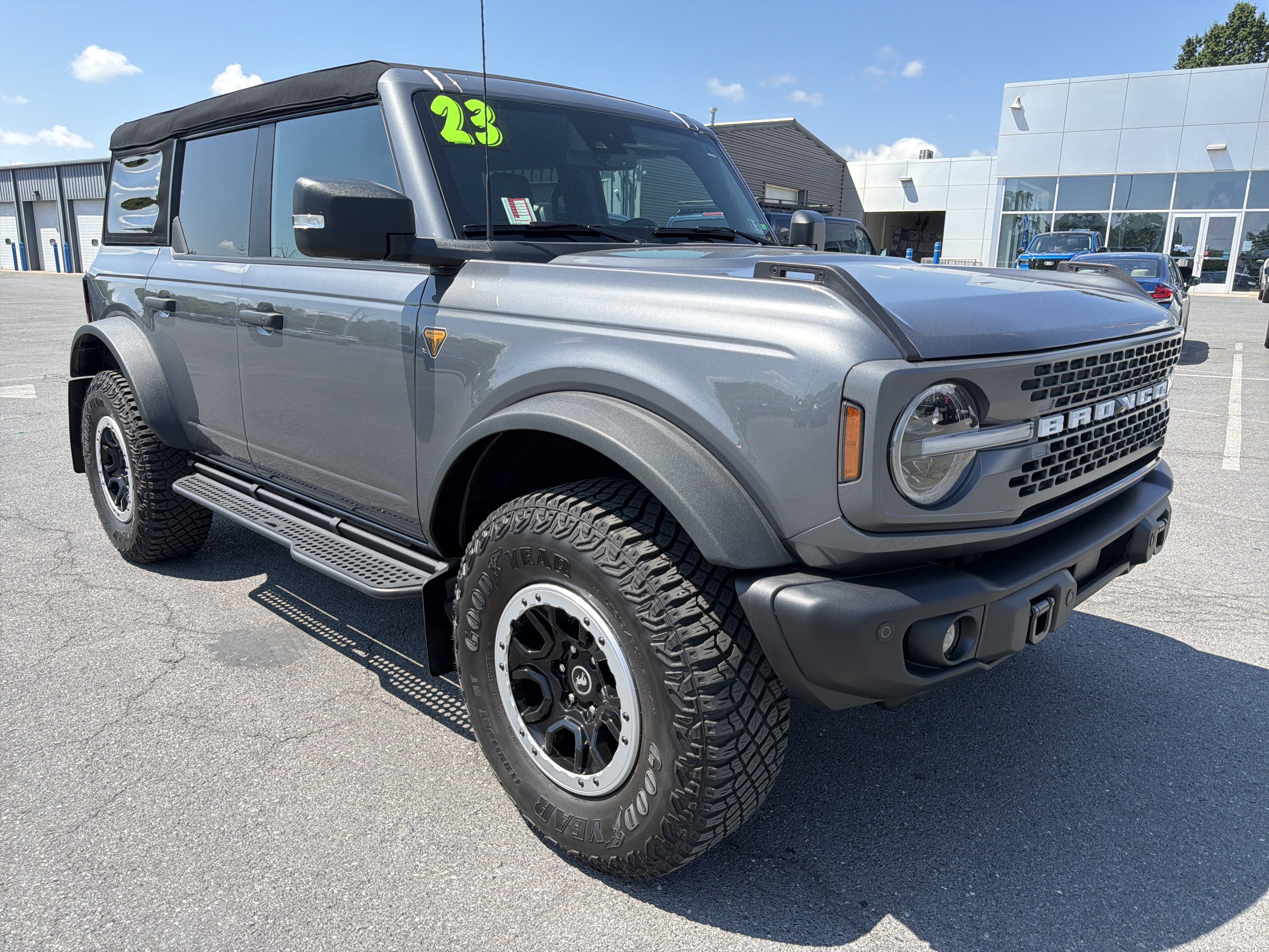 Certified 2023 Ford Bronco Badlands AWD/4WD video 1