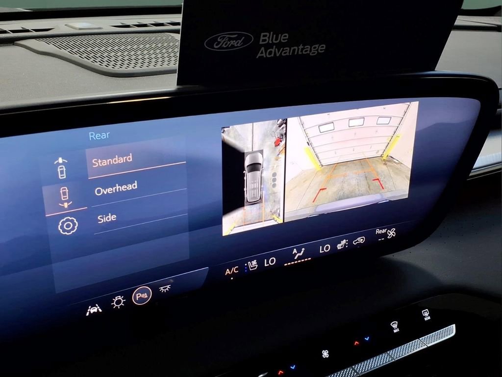 Used 2025 Buick Enclave Avenir w/ Super Cruise Package AWD/4WD image 8