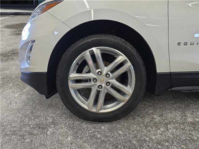Used 2018 Chevrolet Equinox Premier image 14