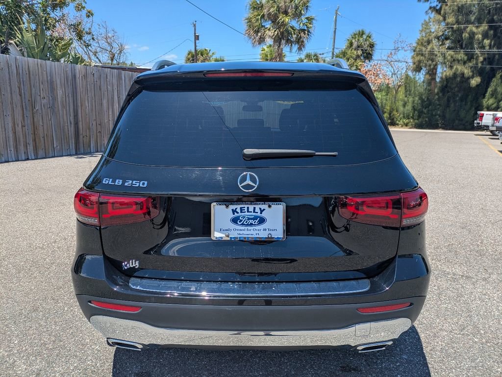 Used 2021 Mercedes-Benz GLB 250 image 5