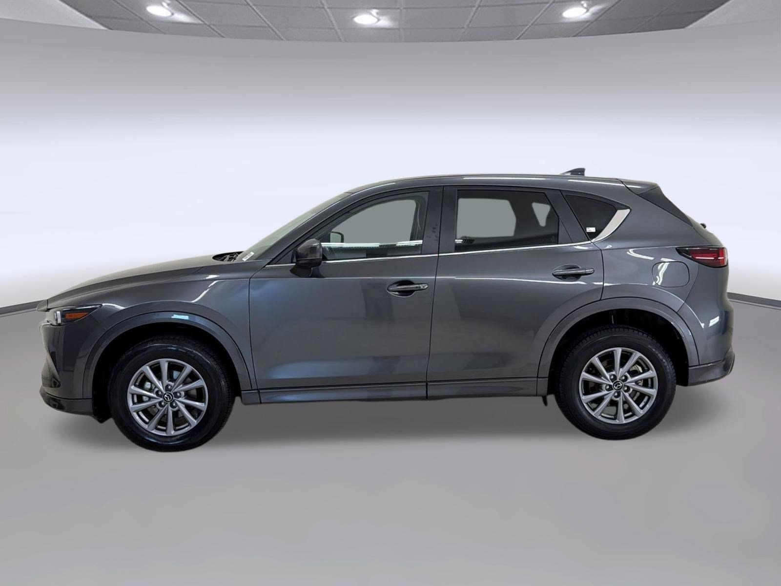 Used 2025 MAZDA CX-5 AWD 2.5 S w/ Preferred Package image 2