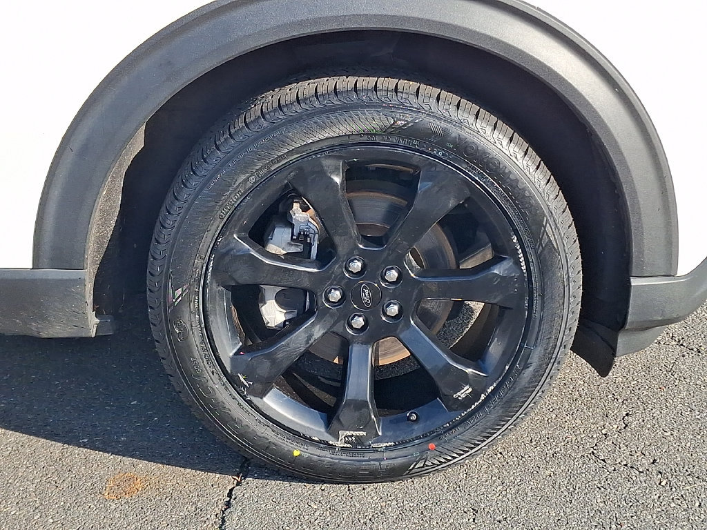 Certified 2024 Ford Explorer ST-Line w/ Class IV Trailer Tow Package AWD/4WD image 11
