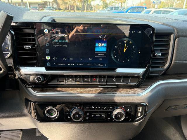 Used 2022 Chevrolet Silverado 1500 LT image 16