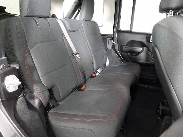 Used 2025 Jeep Wrangler Unlimited Rubicon AWD/4WD image 16
