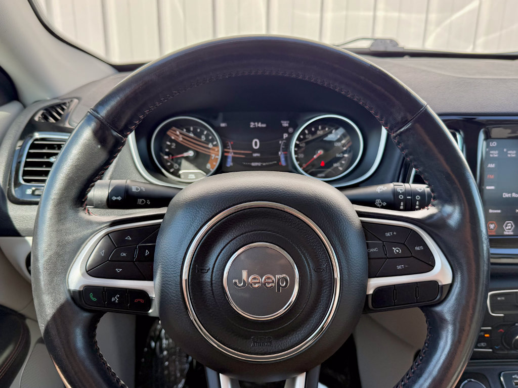 Used 2020 Jeep Compass Limited AWD/4WD image 23