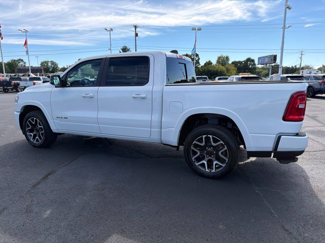 Used 2025 RAM 1500 Laramie w/ Sport Appearance Package AWD/4WD image 6