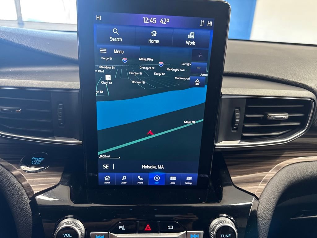 Certified 2022 Ford Explorer Limited w/ Limited Technology Package image 22