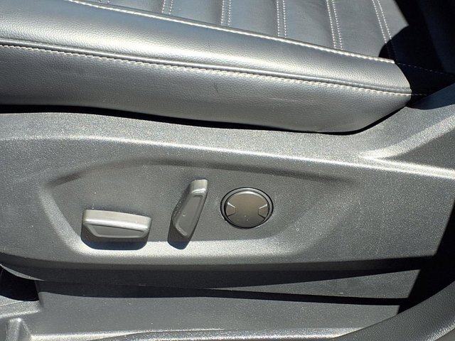 Certified 2024 Ford Edge SEL w/ Convenience Package AWD/4WD image 5