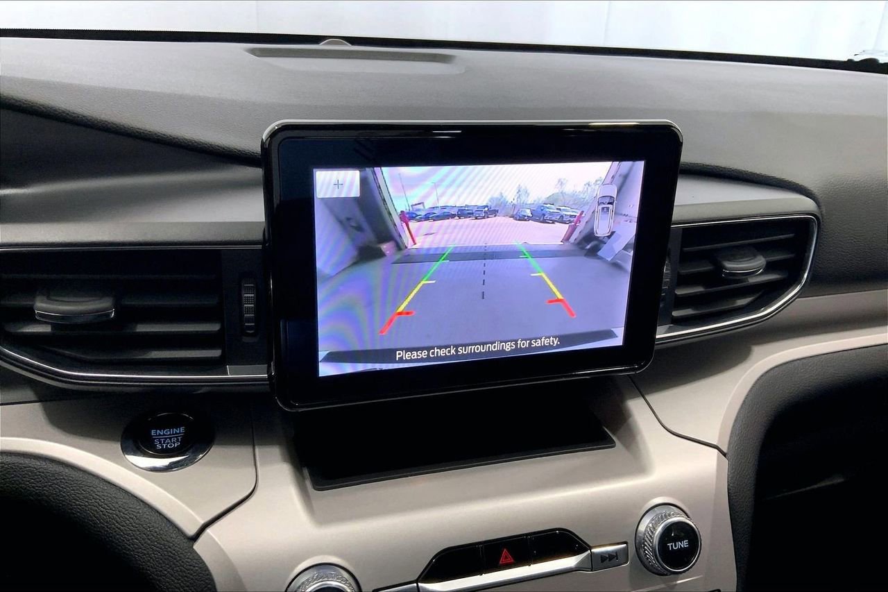 Certified 2024 Ford Explorer XLT w/ Equipment Group 202A image 25