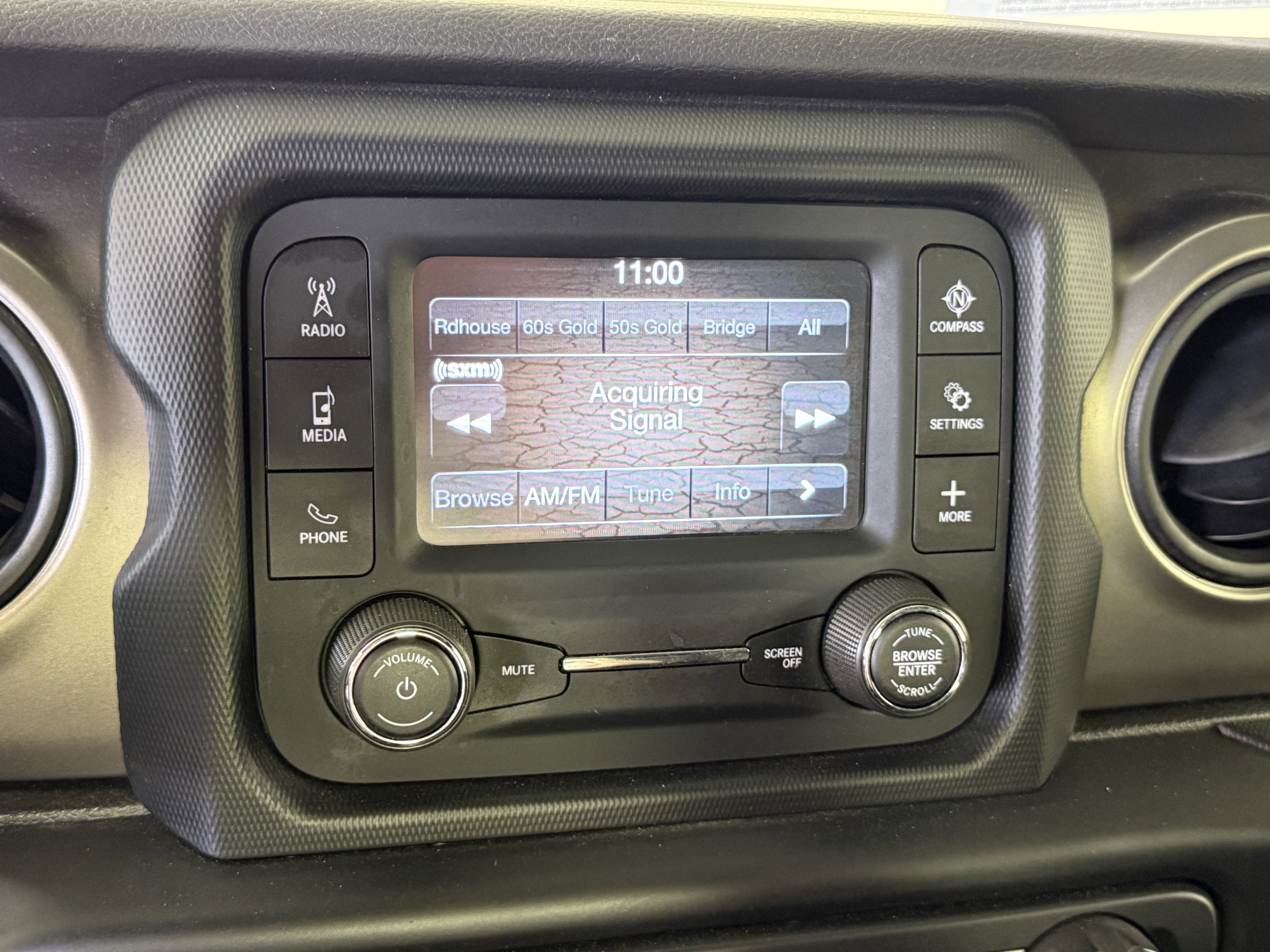 Used 2018 Jeep Wrangler Sport AWD/4WD image 20