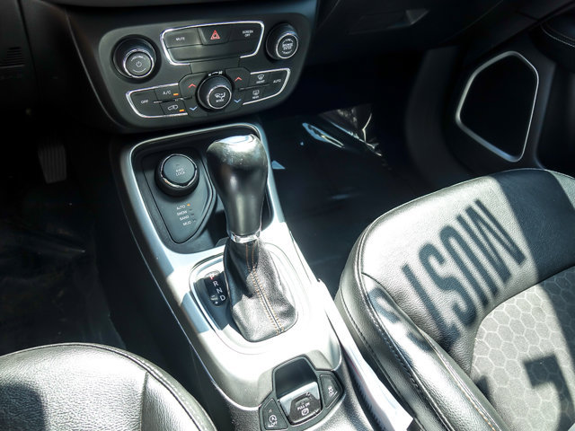 Used 2021 Jeep Compass Latitude AWD/4WD image 19