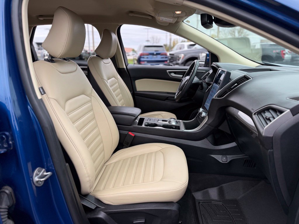 Certified 2023 Ford Edge SEL AWD/4WD image 13