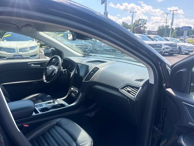 Certified 2022 Ford Edge SEL w/ Convenience Package AWD/4WD image 12