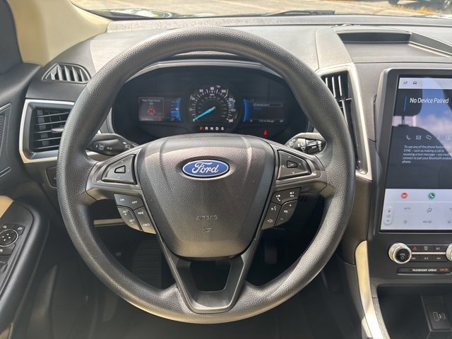 Certified 2024 Ford Edge SE image 12