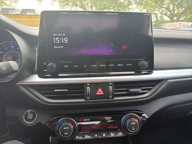Used 2024 Kia Forte GT-Line w/ GT-Line Premium Package FWD image 12