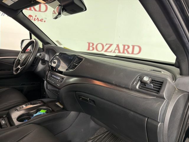 Used 2023 Honda Passport EX-L image 17