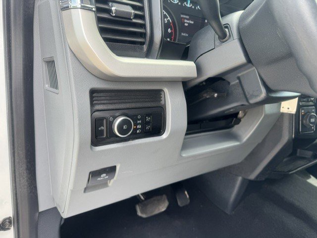 Certified 2023 Ford F250 XL w/ STX Appearance Package AWD/4WD image 13