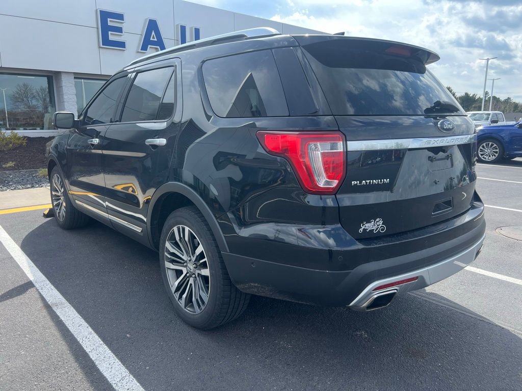 Certified 2017 Ford Explorer Platinum image 5