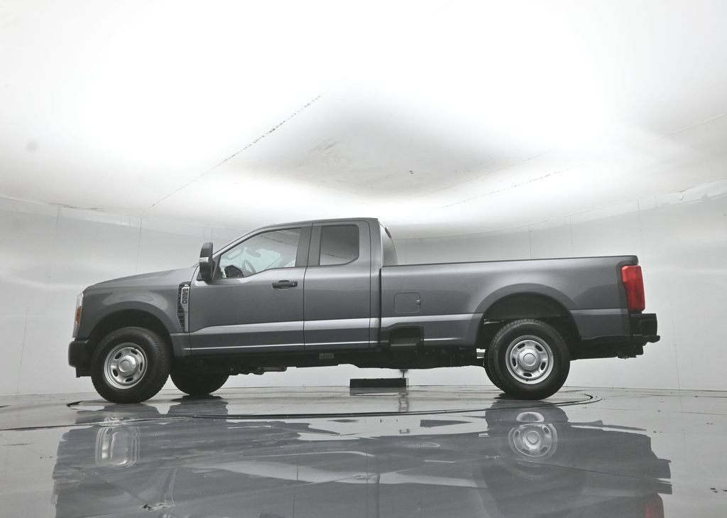 Certified 2025 Ford F250 XL RWD image 53