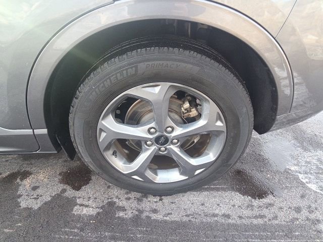 Certified 2024 Ford Escape ST-Line w/ Cold Weather Package image 15