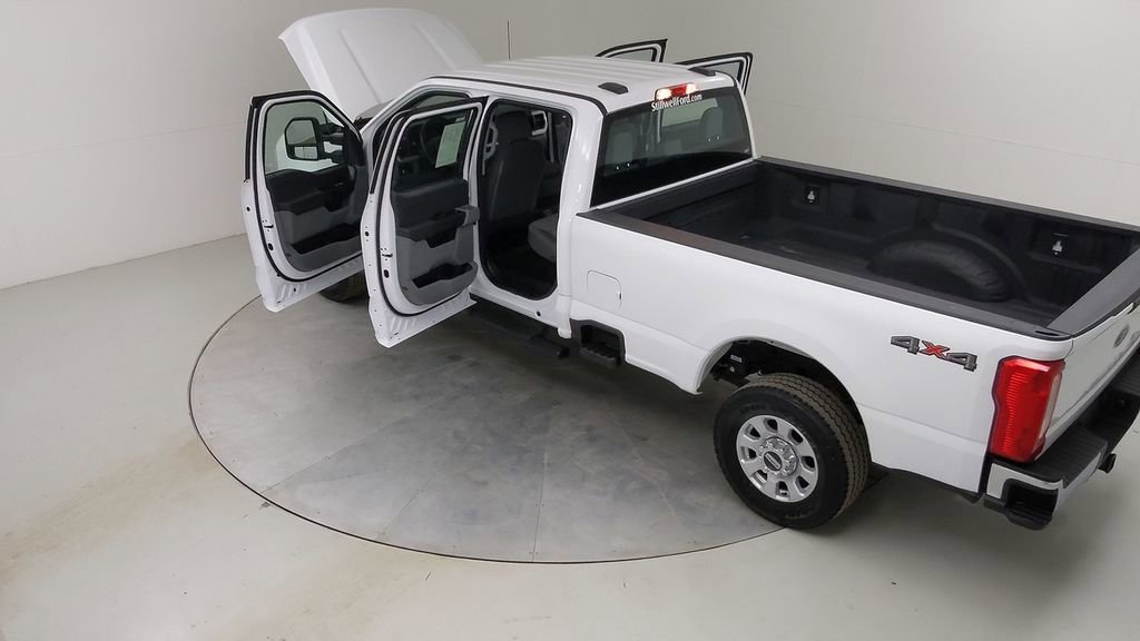 Certified 2023 Ford F250 XL w/ XL Chrome Package image 51