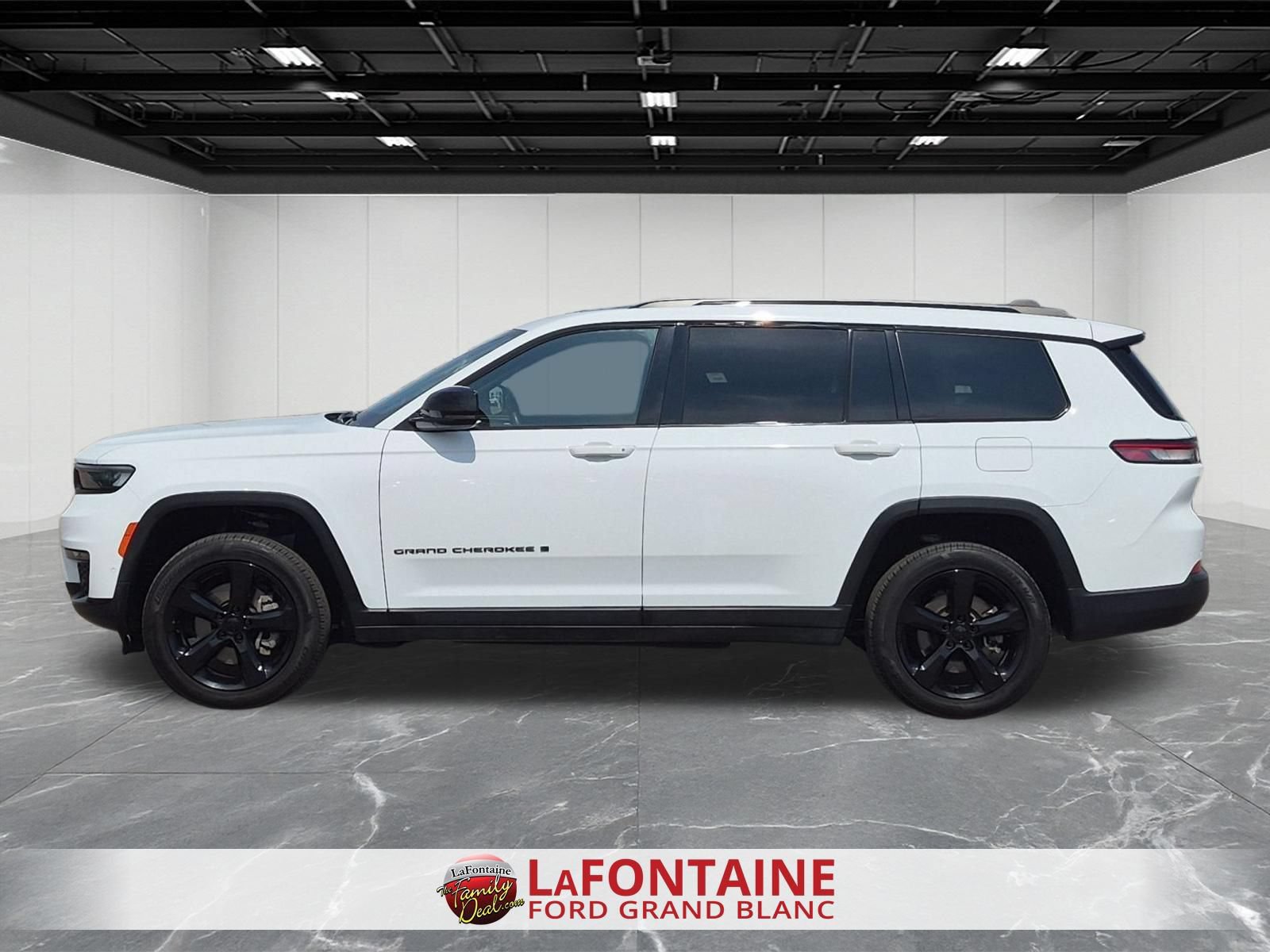 Used 2024 Jeep Grand Cherokee L Limited w/ Luxury Tech Group II AWD/4WD image 2