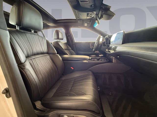 Used 2022 Lexus LS 500 AWD w/ Interior Upgrade Package image 17