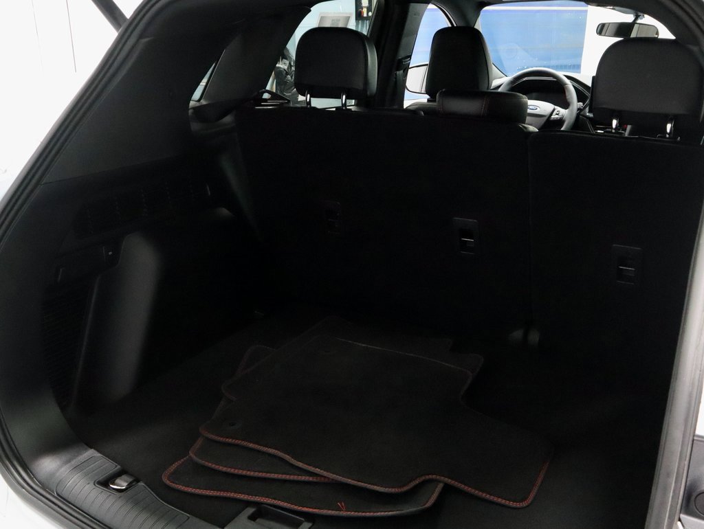 Certified 2023 Ford Escape ST-Line w/ Tech Pack #1 image 17