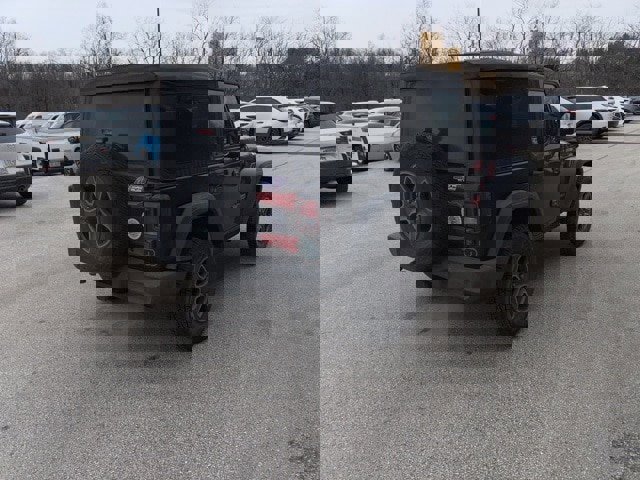 Used 2018 Jeep Wrangler Sport image 12