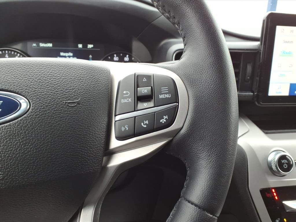 Certified 2024 Ford Explorer XLT w/ Equipment Group 202A image 18