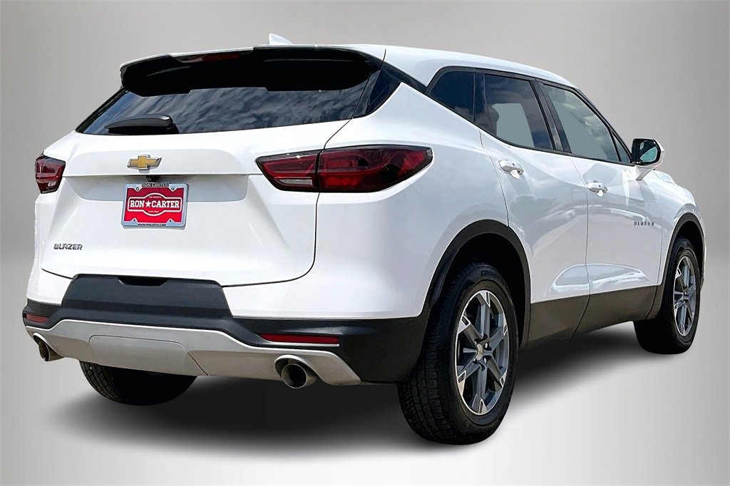 Used 2023 Chevrolet Blazer LT image 4