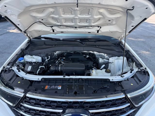 Certified 2020 Ford Explorer XLT w/ Equipment Group 202A AWD/4WD image 22