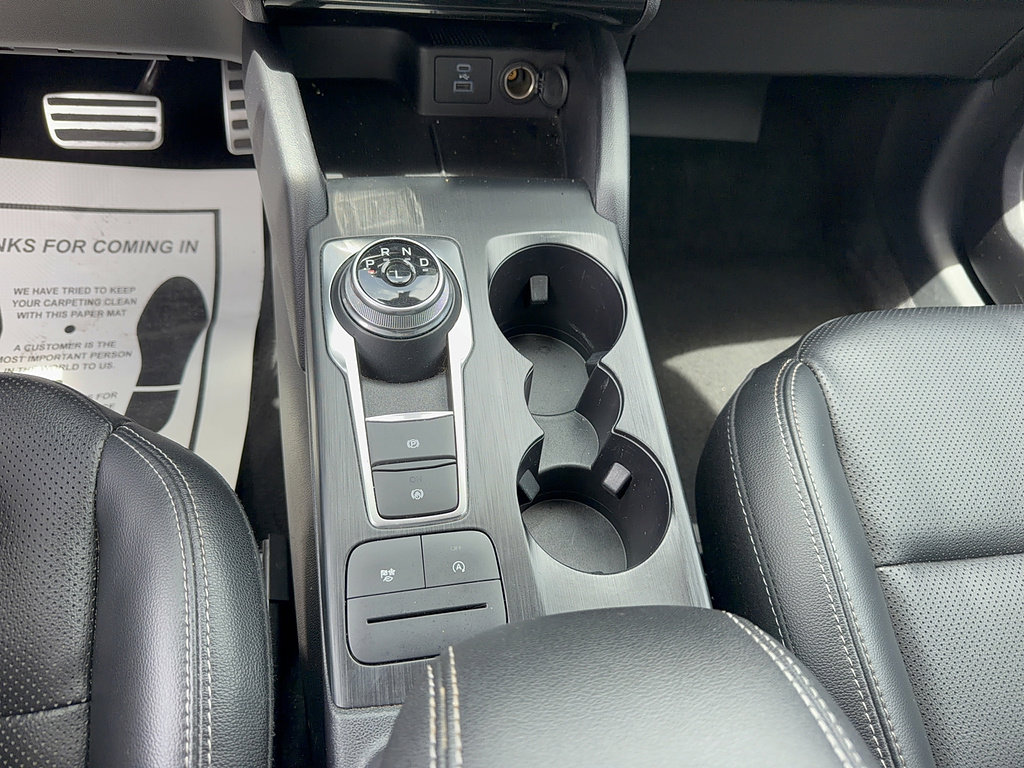 Certified 2022 Ford Escape SEL AWD/4WD image 24