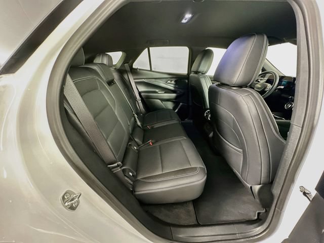 Used 2024 Chevrolet Blazer EV LT AWD/4WD image 31